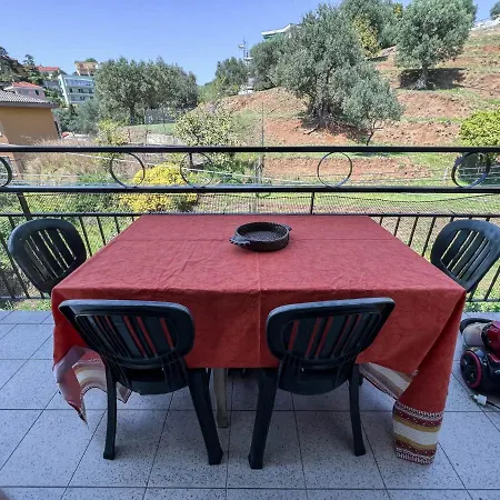 Bilocale Zona Piani Di Celle * Celle Ligure
