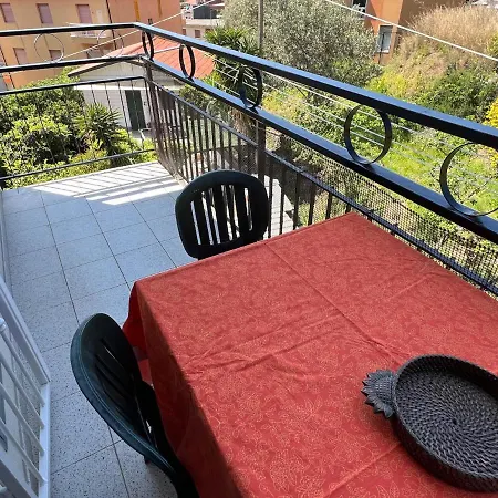 Bilocale Zona Piani Di Celle * Celle Ligure
